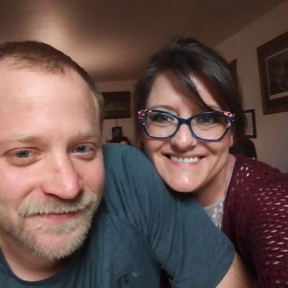 Meet your Posher, Jami - Picture 1 of 1